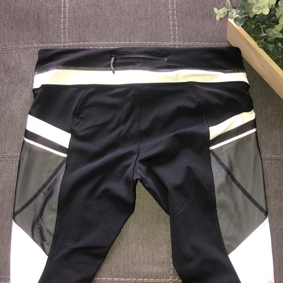 luxtreme Running Crop - Worn Once! - Picture 5 of 7